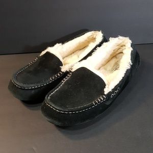 UGGS slip ons, size 10, very stylish!
